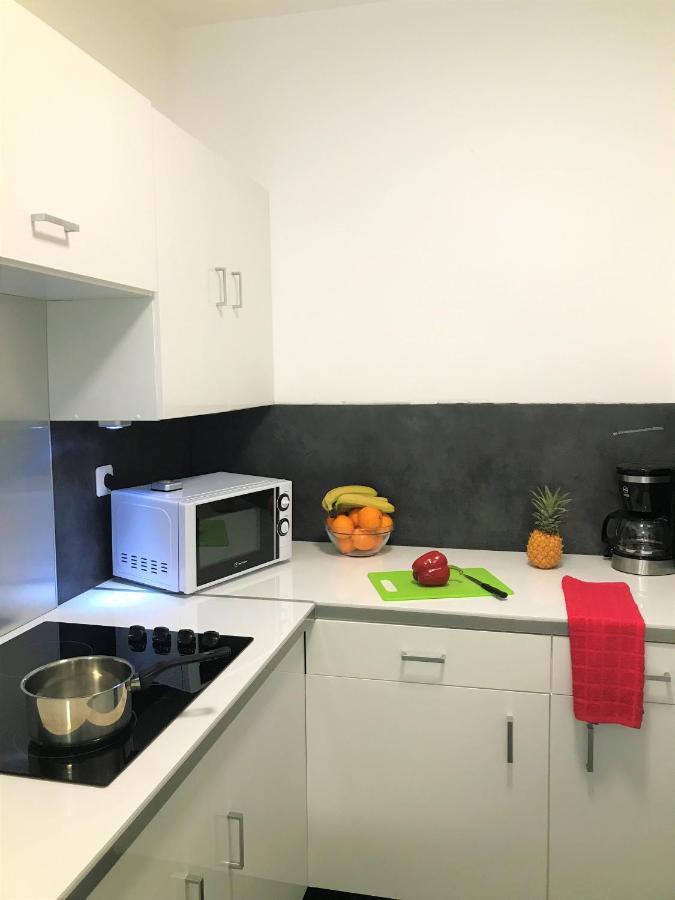 Cottages Des Pins Сент-Илер-де-Рие Екстериор снимка