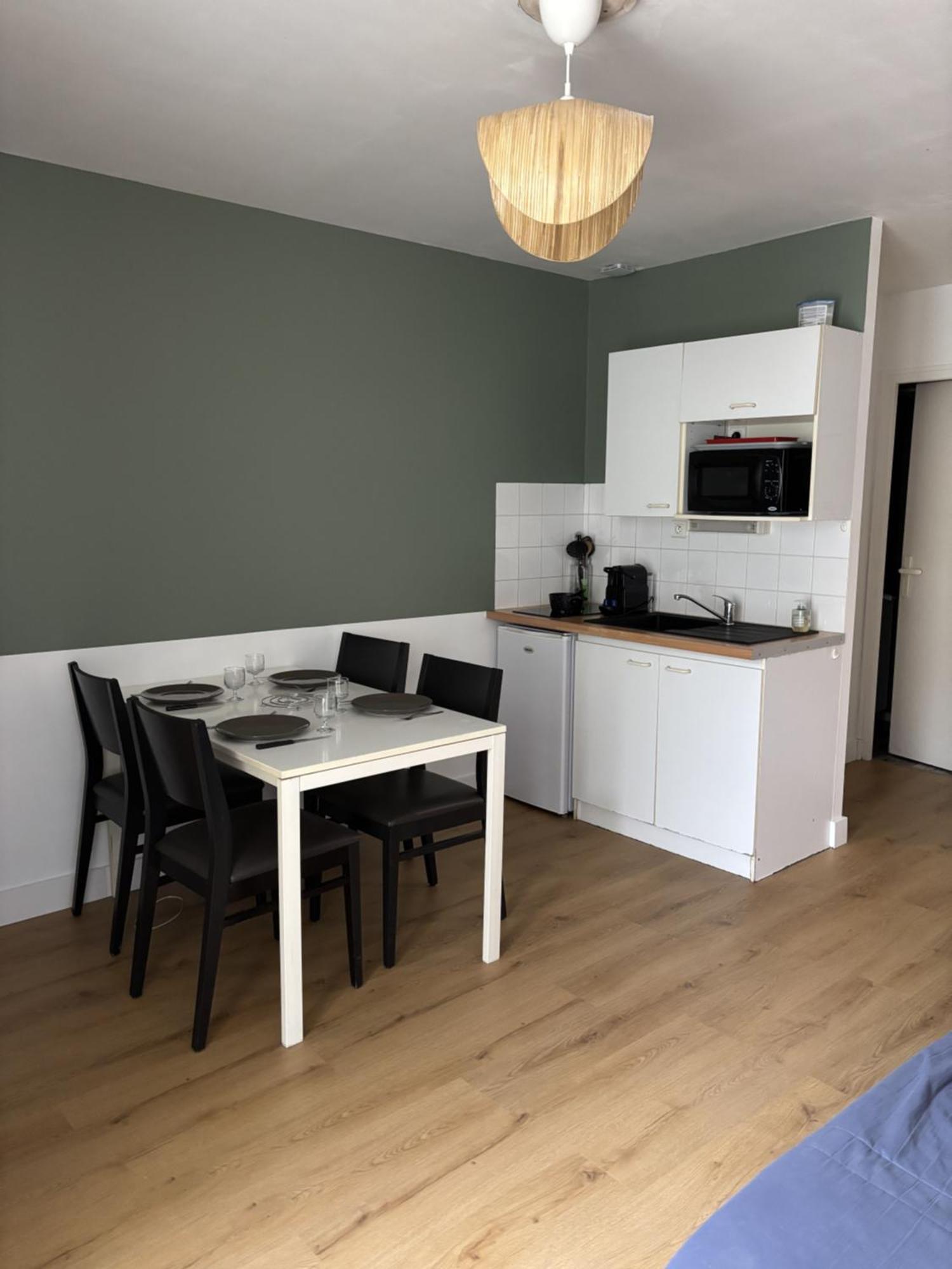 Cottages Des Pins Сент-Илер-де-Рие Екстериор снимка