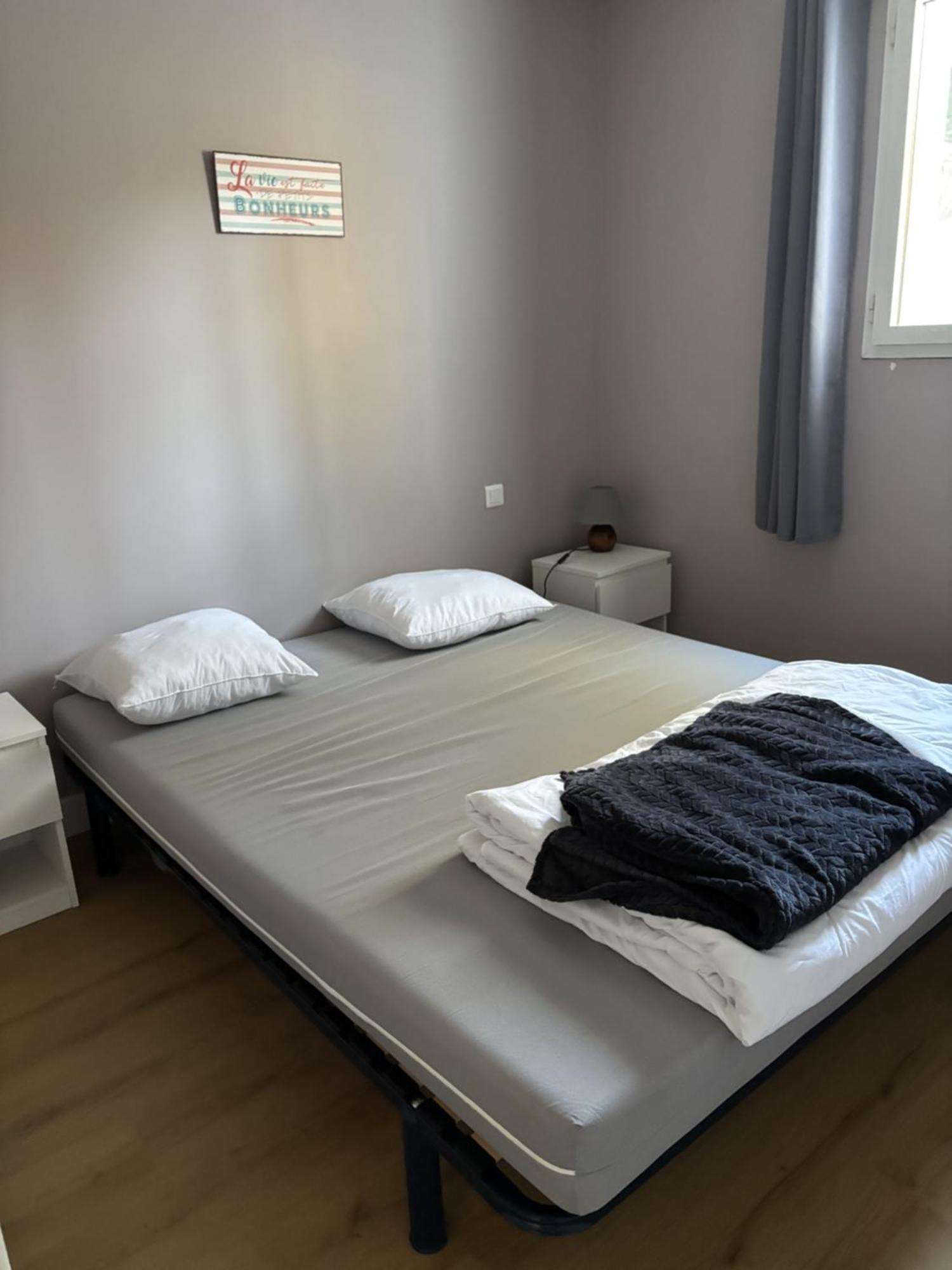 Cottages Des Pins Сент-Илер-де-Рие Екстериор снимка